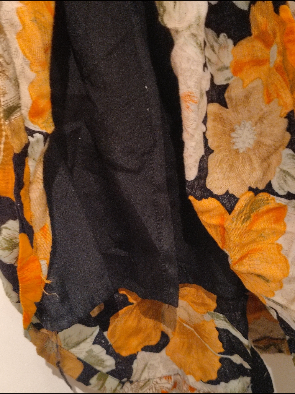 Floral Pleated Midi Skirt With Pockets - Picture 4 of 8